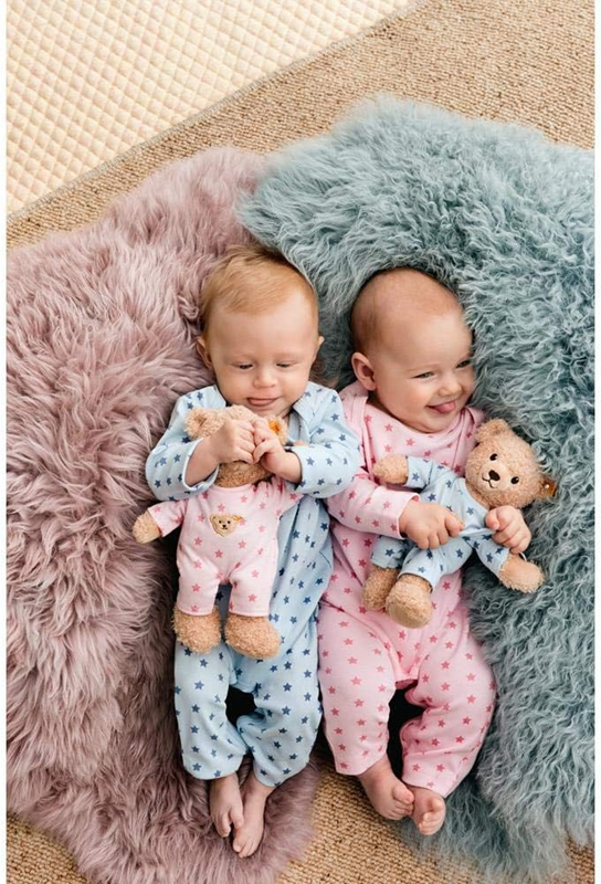 STEIFF Teddy & Me Kuschelbär im Schlafanzug 25 cm