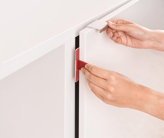 REER Sicherung für Schränke mit Doppeltüren, 1 Stück – Produktbild 2