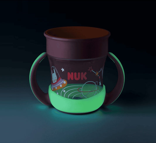 NUK Mini Magic Cup auslaufsicherer 360°-Trinklernbecher, 160 ml, ab 6 Monaten, leuchtet im Dunkeln – Produktfoto 2