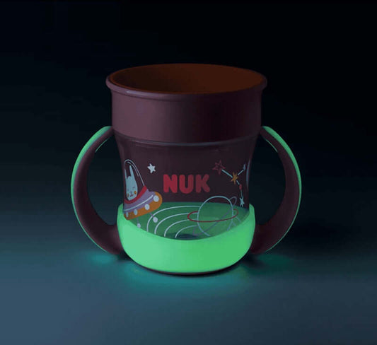 NUK Mini Magic Cup kubek niekapek 360° 160 ml 6 m+ świecący w ciemności, różowy kubek dla dziecka