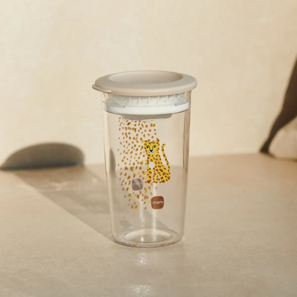 MAM Easy to Drink Cup auslaufsicherer Trinkbecher mit 360°-Trinkaufsatz 290 ml 8 m+ LAMPART