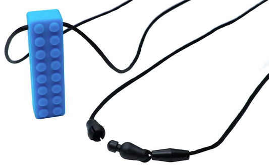 TILCARE Chew Chew Beißkette Beruhigungshalskette 1,8 x 6,4 cm BLAU