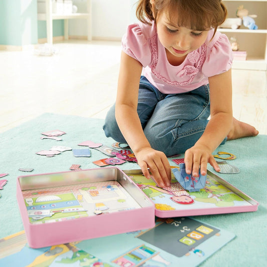 HABA Magnetpuzzle Zieh Lilli an, 4 Hintergründe, 54 Magnete – Produktfoto 2
