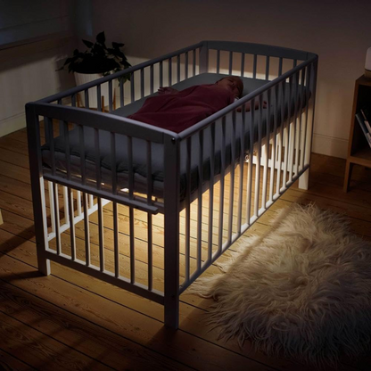 MAXI-COSI Glow intelligens, alkalmazással vezérelhető, kiságy alá helyezhető éjszakai lámpa, 30 cm