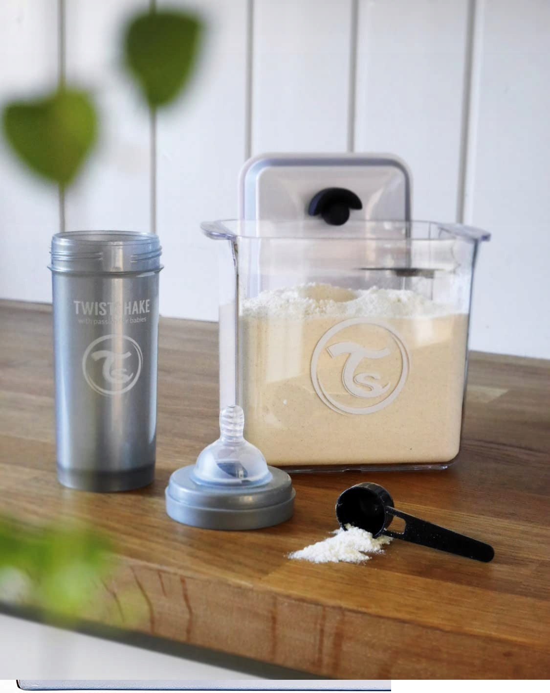 TWISTSHAKE pojemnik na mleko 1700ml hermetyczny, szary pojemnik na mleko w proszku z miarką i pokrywką