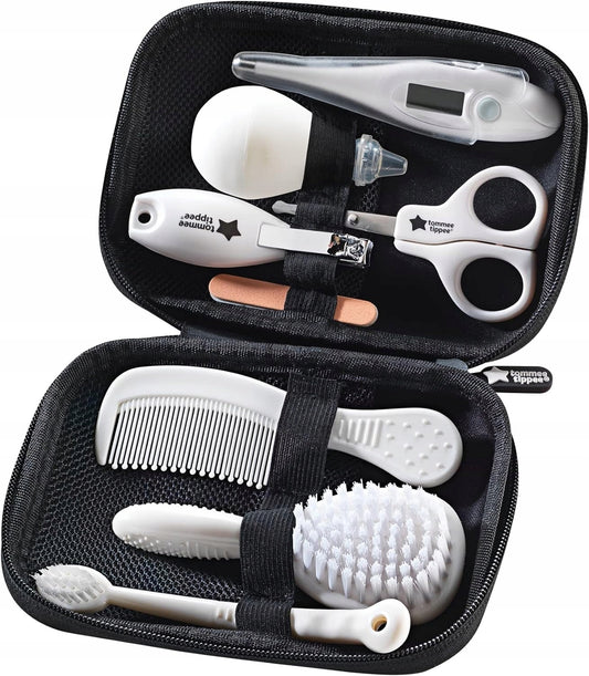 TOMMEE TIPPEE CareProtect set per la cura del bambino 9 pezzi + custodia