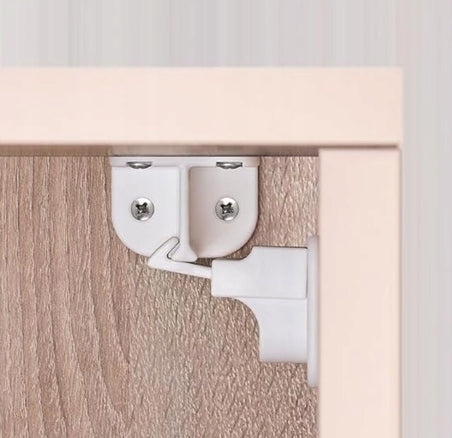 REERcupboard and drawer protectionSet of 4 pcs.colour whiteNew conditionPackaging may show signs of storage or