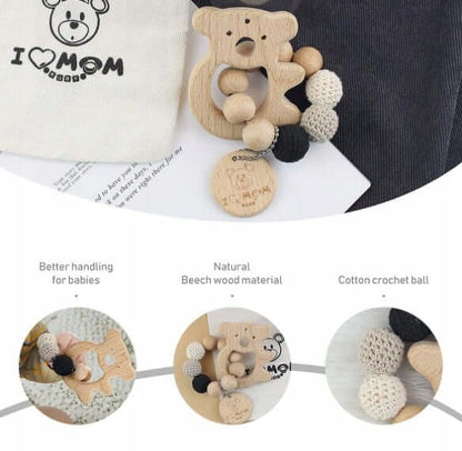 DREWNIANY GRYZAK koala dla niemowląt z naturalnego drewna, z bawełnianymi kulkami i haftem I LOVE MOM