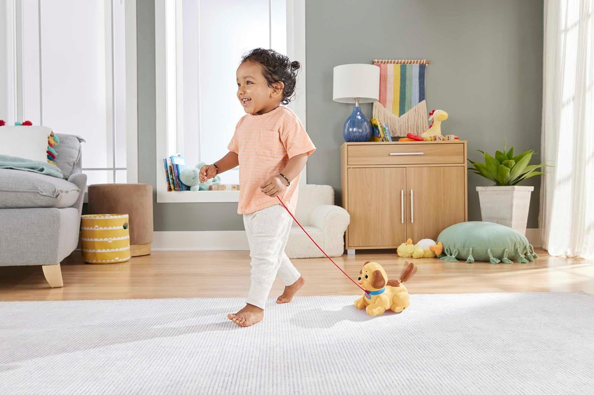 FISHER-PRICE Lil' Snoopy Nachziehtier 12 M+