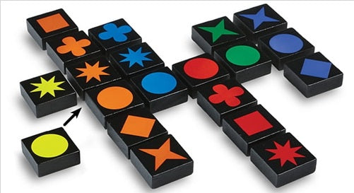 999 GAMES Qwirkle Spiel 108 Holzplättchen + Etui