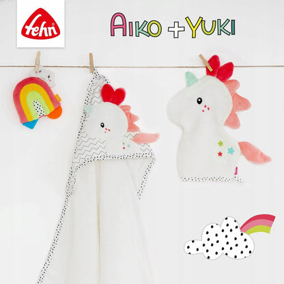 FEHN Aiko&Yuki zawieszka z grzechotką i chwytakiem do wózka, fotelika, biała 0+ z gryzakiem i lusterkiem