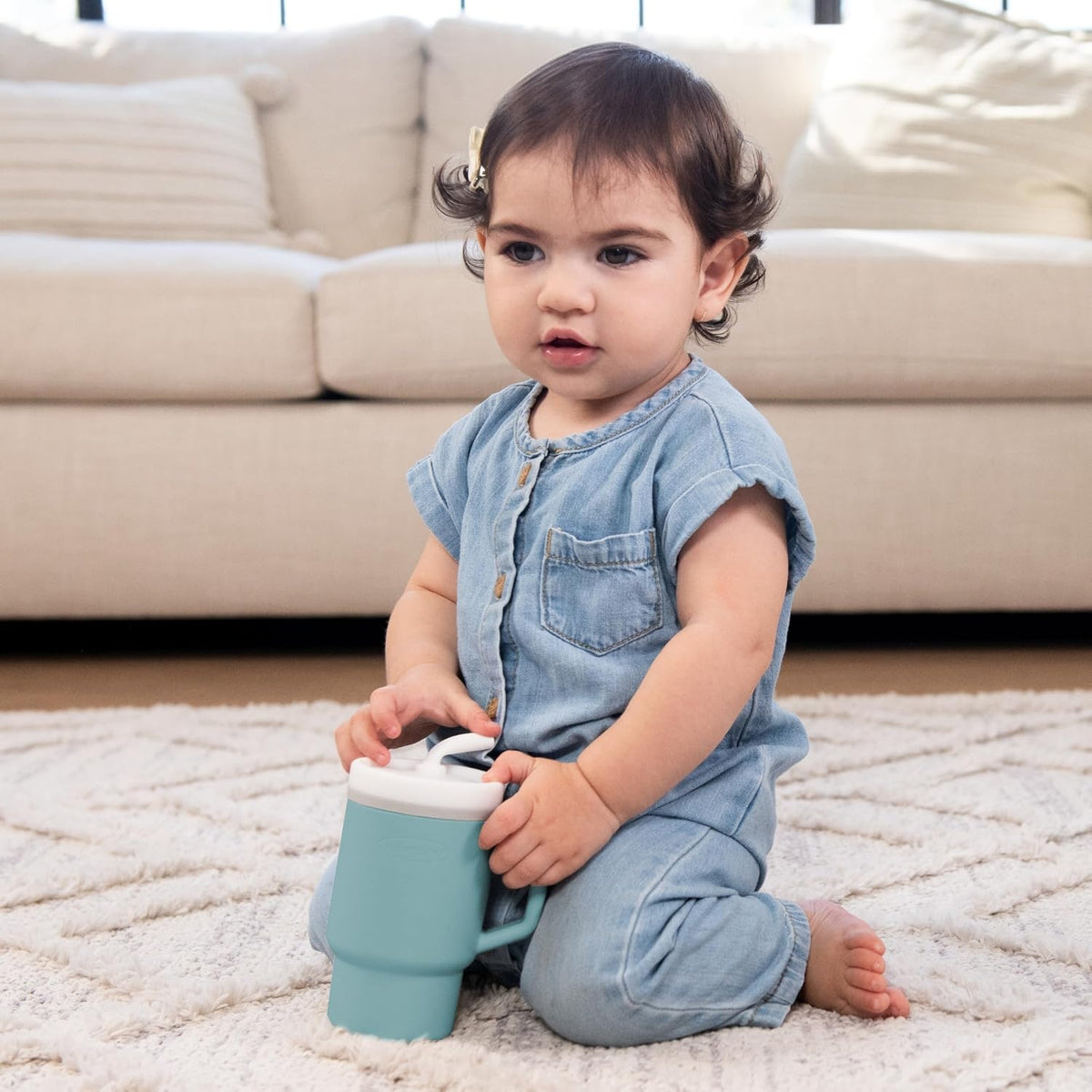 INFANTINO My 1st Tumbler Silikon-Trinklernbecher mit Mundstück, 266 ml, 6 m+