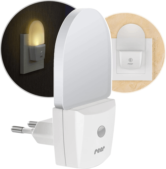 REER NightGuide lampka nocna LED do gniazdka, czujnik ciemności 6 x 9,5 cm, biała lampka z ciepłym światłem