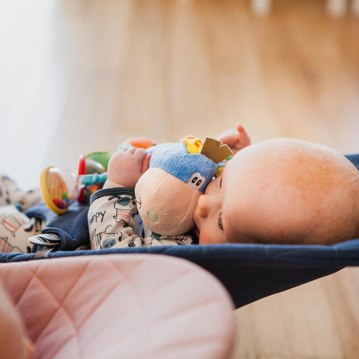 PLAYGRO Clip Clop Sensorik-Spielzeug mit Rassel, Spiegel, Greifring