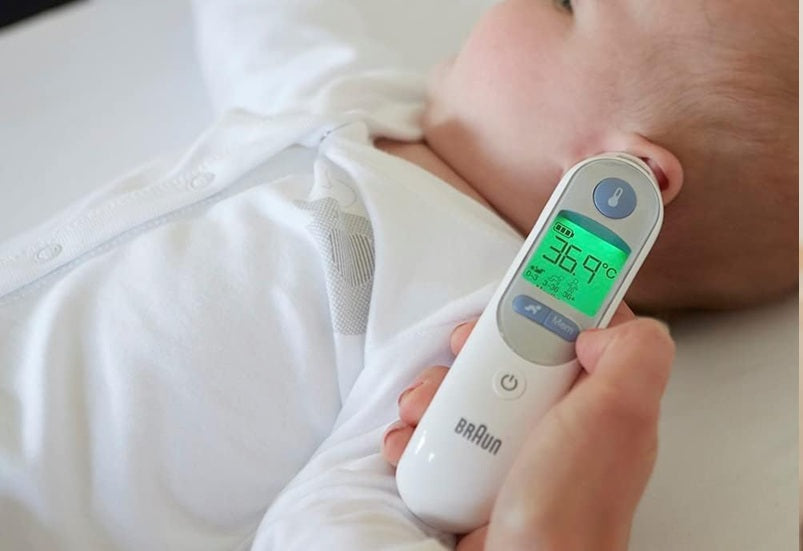 BRAUN ThermoScan 7 präzises Ohrthermometer + 21 Schutzkappen