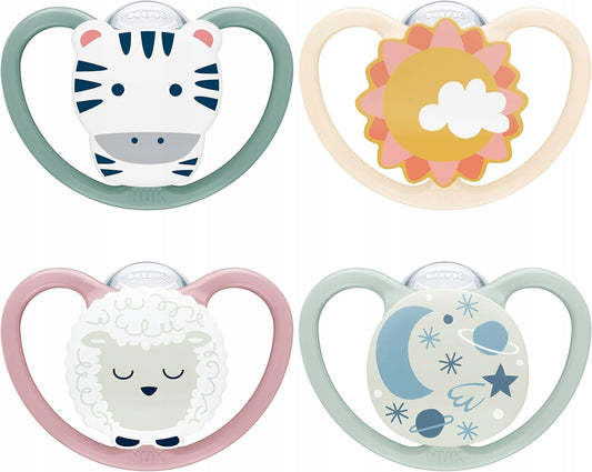 NUK Space Day&Night succhietto calmante in silicone x4 18-36 mesi