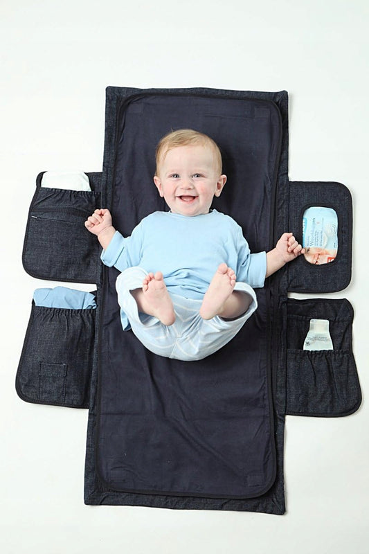 HOPPEDIZ travel changing mat + organizer