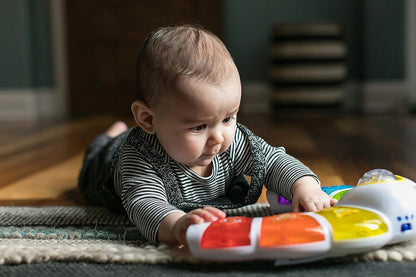 BABY EINSTEIN panel świetlny z grzechotką, melodiami i słowami w 3 językach