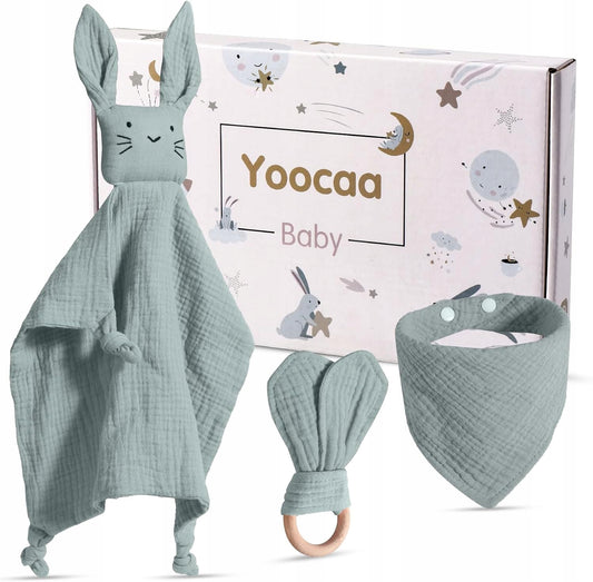 YOOCAA bib + wooden teether + muslin comforter set, 30 x 43 cm