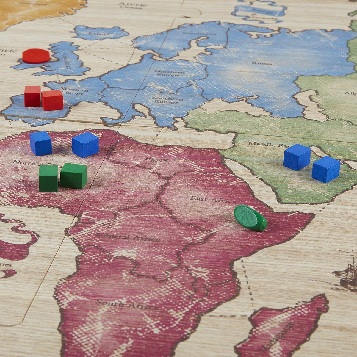 HASBRO Risiko Strategiespiel Holzbrett und Bauern FRANZ.