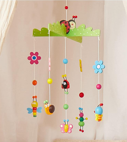BIECO 3D Blumen und Insekten Mobile für Babybett, Holz, 26 x 39 cm