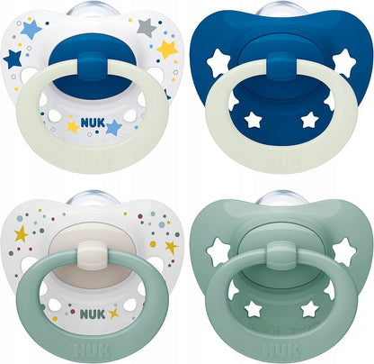 NUK SIGNATURE Day&Night smoczek uspokajający x4 0-6msc silikonowe smoczki z gwiazdkami, 4 kolory