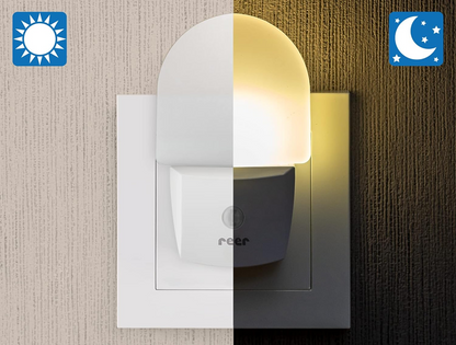 REER NightGuide LED Nachtlicht für die Steckdose, Dämmerungssensor 6 x 9,5 cm
