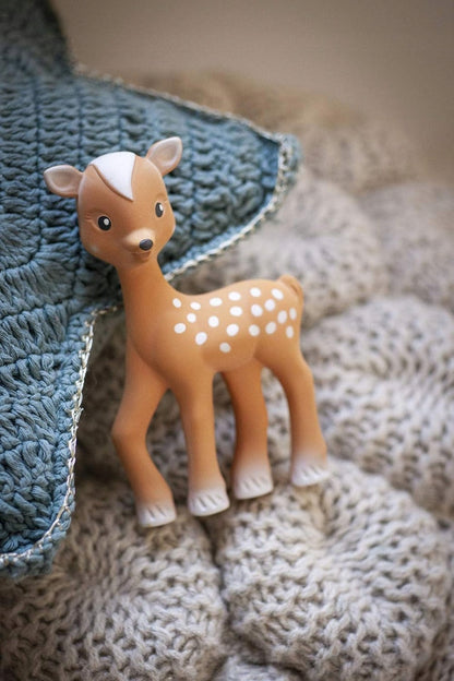 SOPHIE la GIRAFE Beißring aus Naturkautschuk mit Quietsche 15,5 cm JELONEK FANFAN