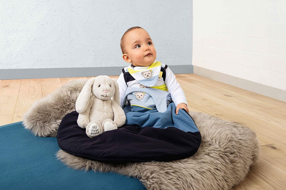 STEIFF Заекът Hoppie плюшена гушкалка 26 cm
