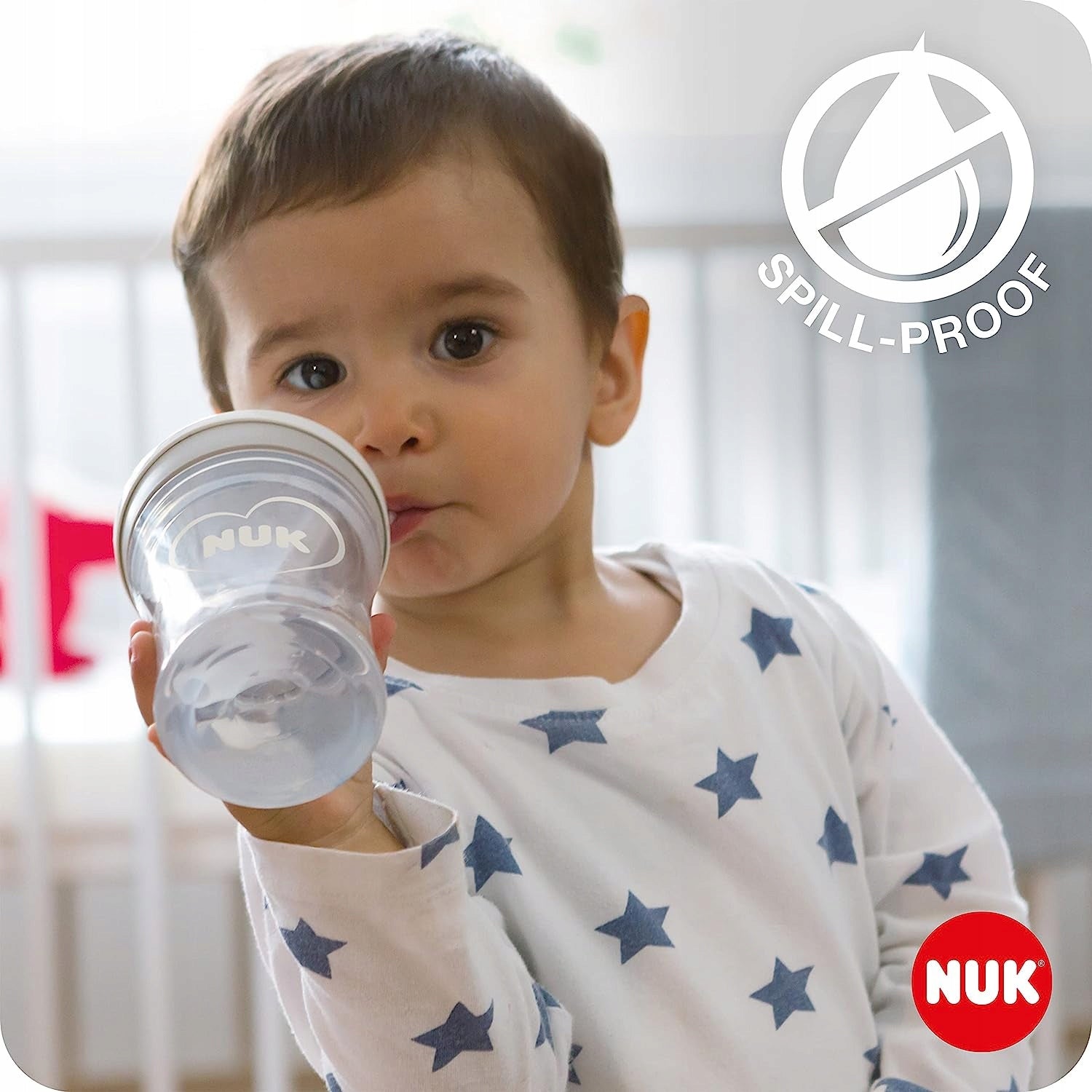 NUK Action Cup KUBEK NIEKAPEK z efektem kameleona 12 m+